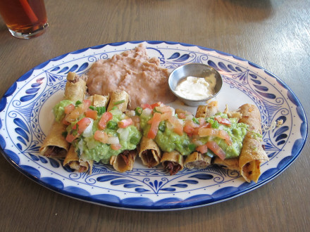 Flautas oaxaquenas