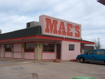 Mae's in Yukon, OK