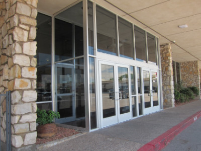 Luby's front entrance