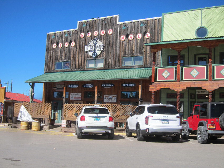 Dave’s Cafe