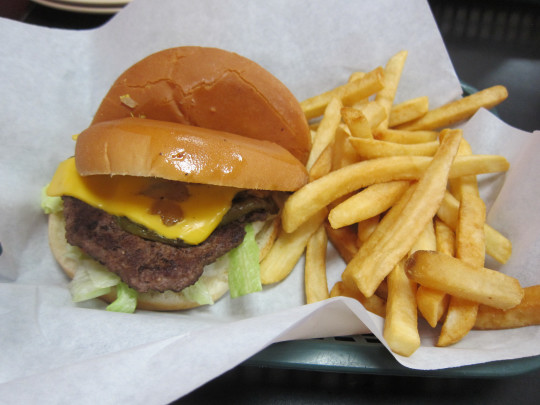 Green Chile Cheeseburger