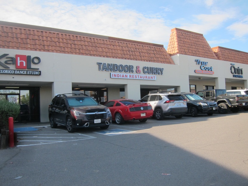 Tandoor & Curry