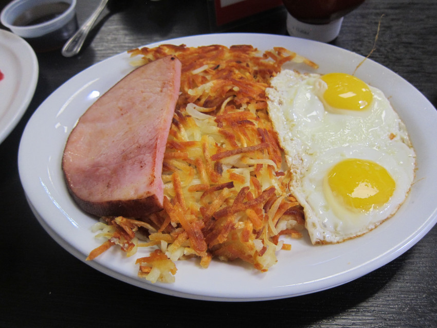 Full belly egg plate