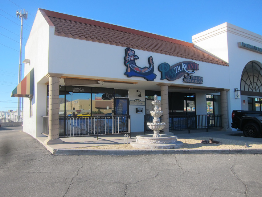 There is not much happening during the day but it looks like they have a drive-through window for the evening hours when they are open.
