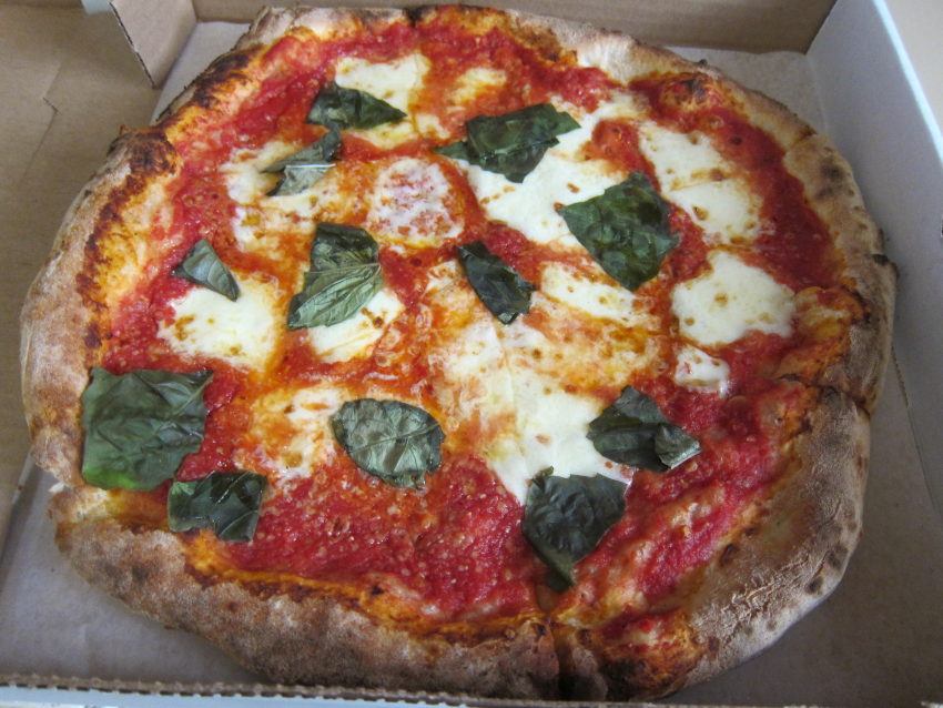 Margherita pizza